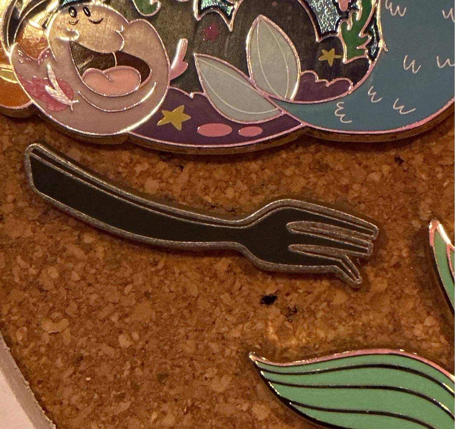 The Little Mermaid Dinglehopper Icon Pin front