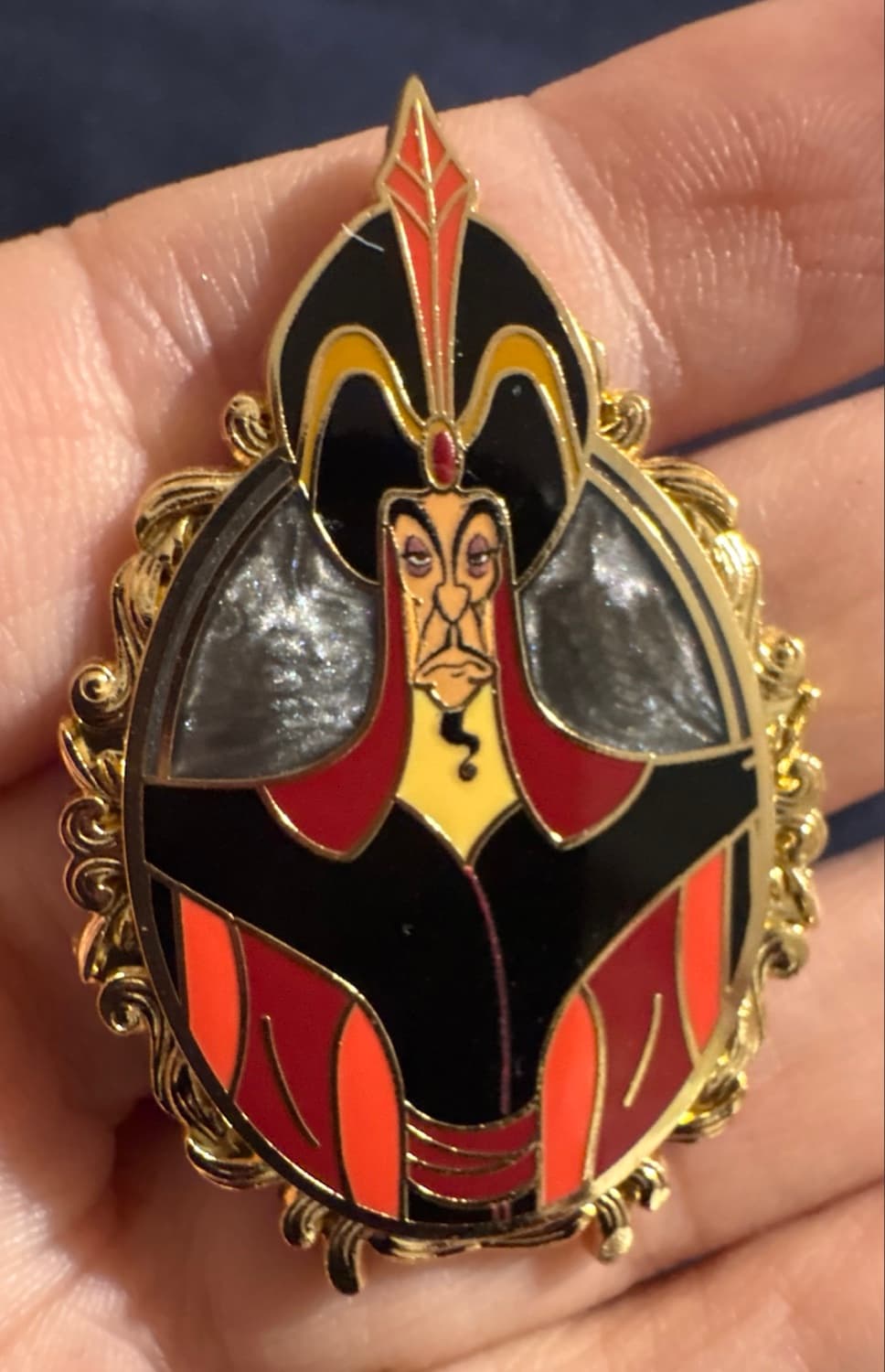 Disney Palm Villains Cameos Mystery Pin - Jafar front