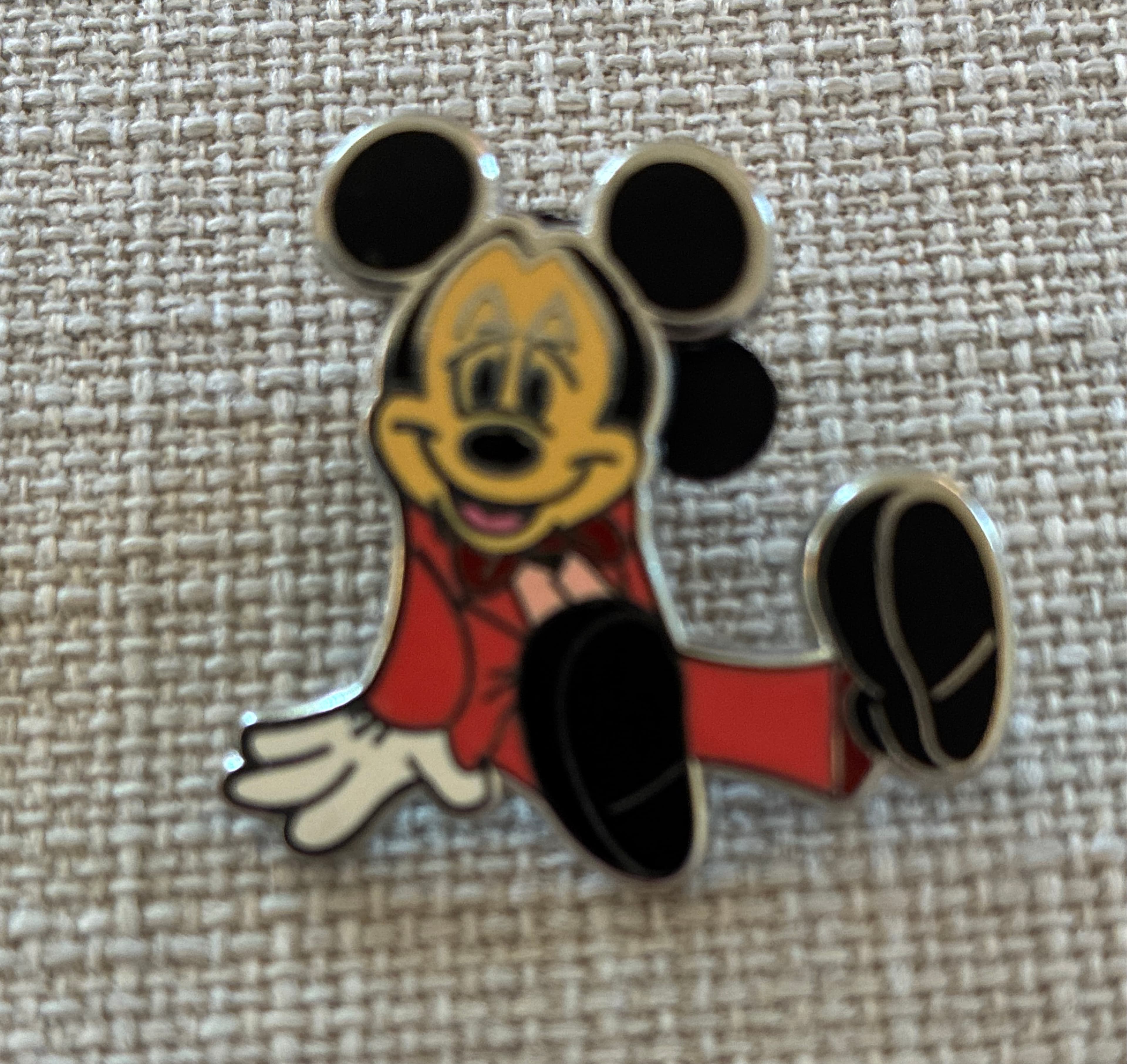 Dazed Mickey Sitting ONLY front