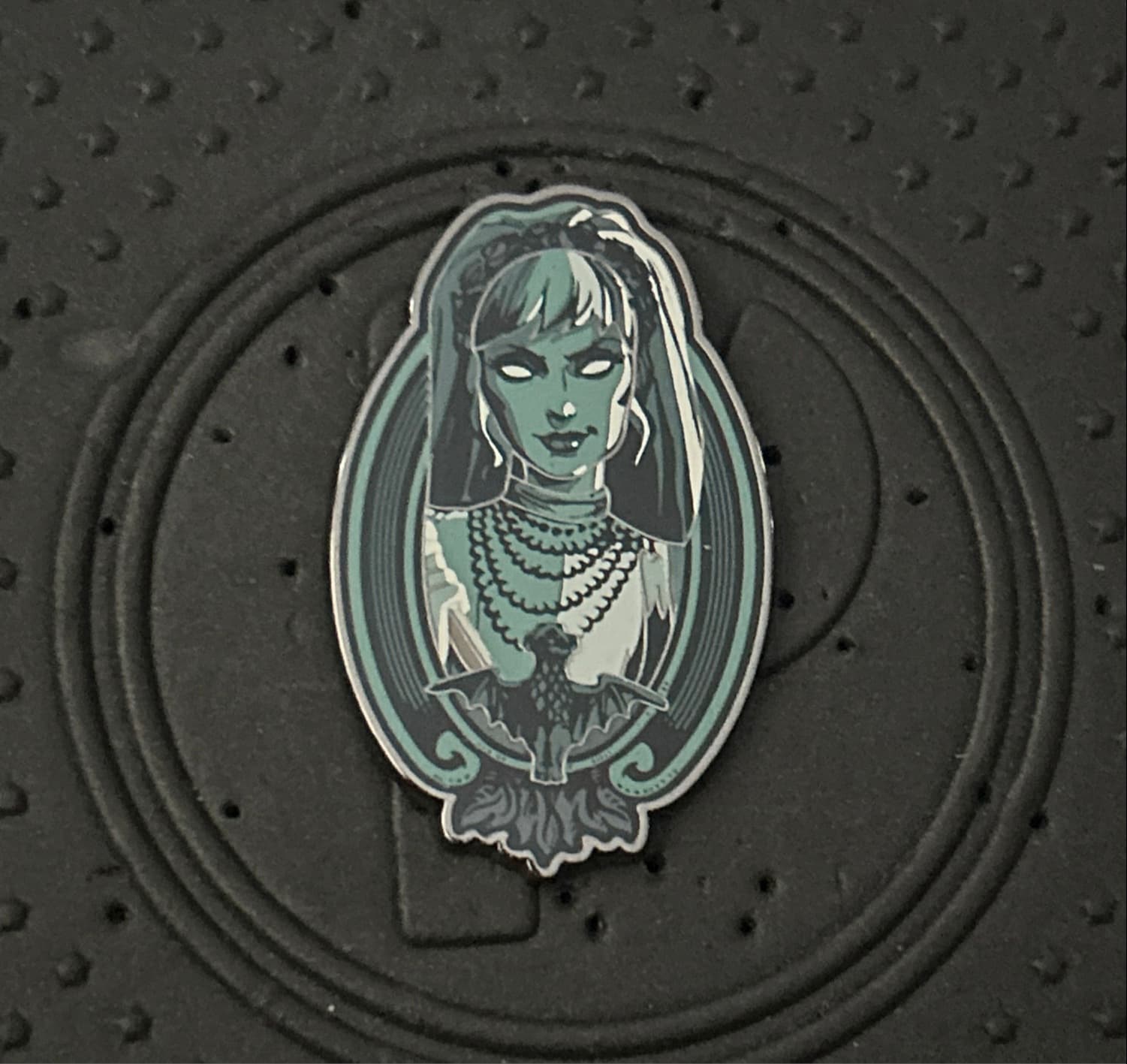 Disney Haunted Mansion 2022 Ghost Portraits Mystery Pin Constance Hatchaway front
