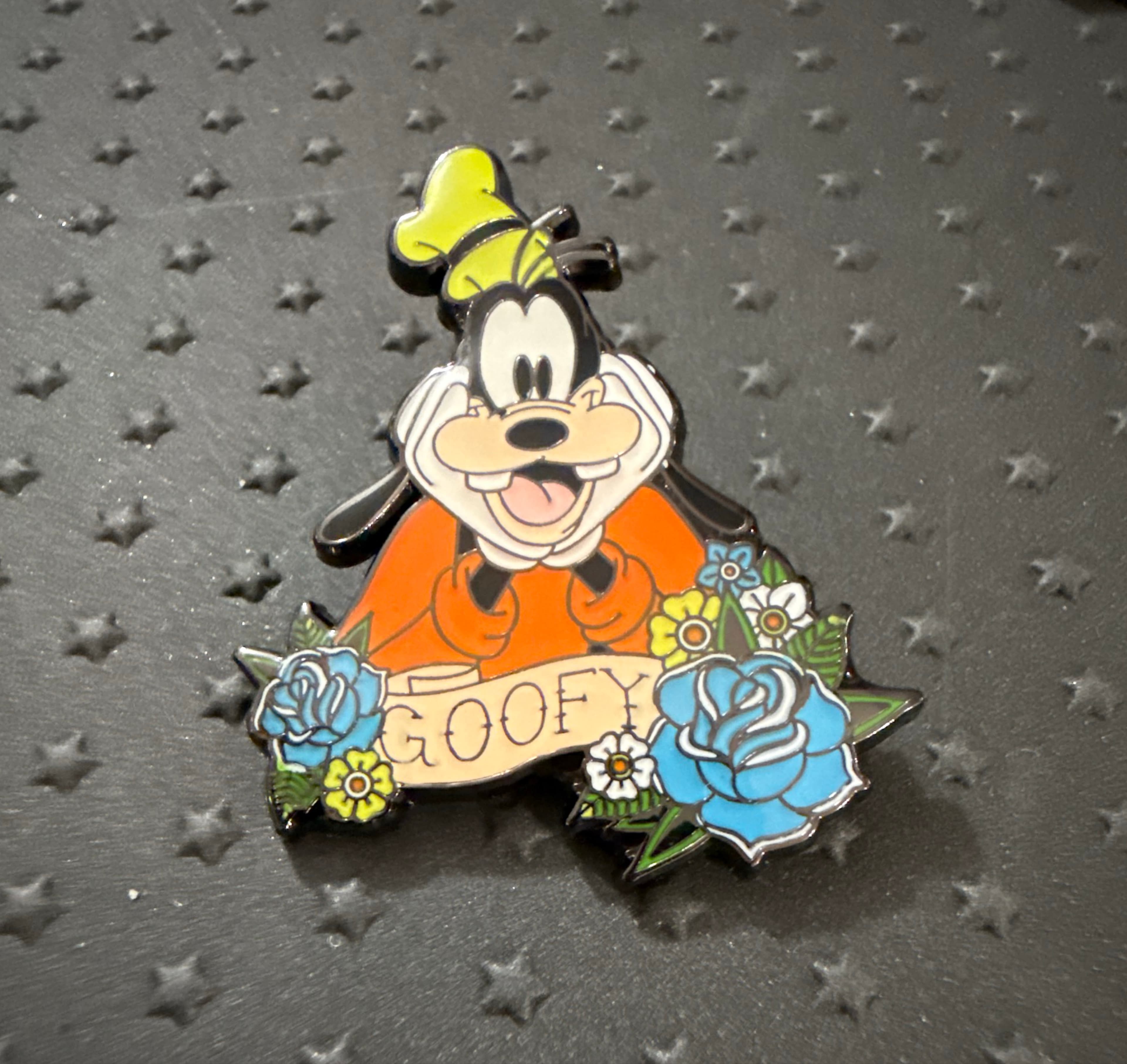 Loungefly - Goofy - Mickey Mouse & Friends - Tattoo Art - Mystery Pin front