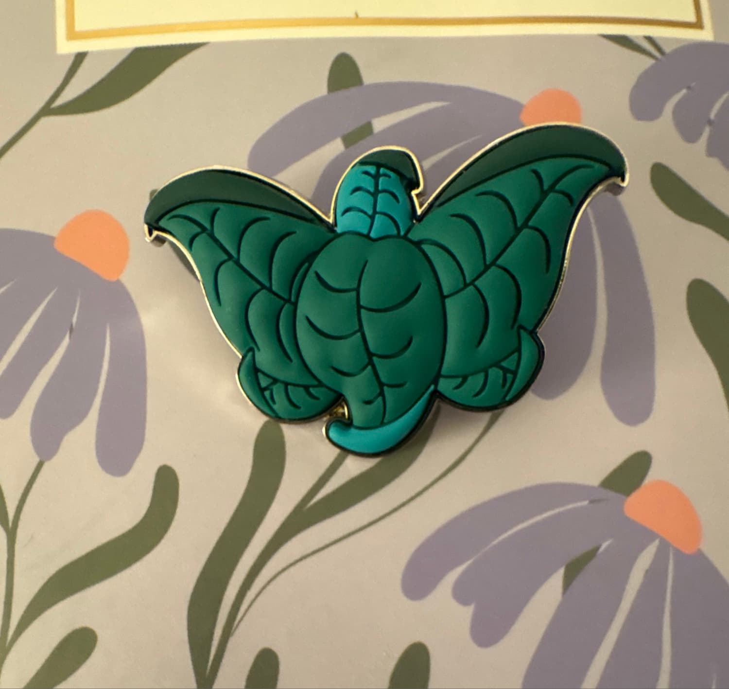 Dumbo Plant - Character Plants Mystery Pin Set front