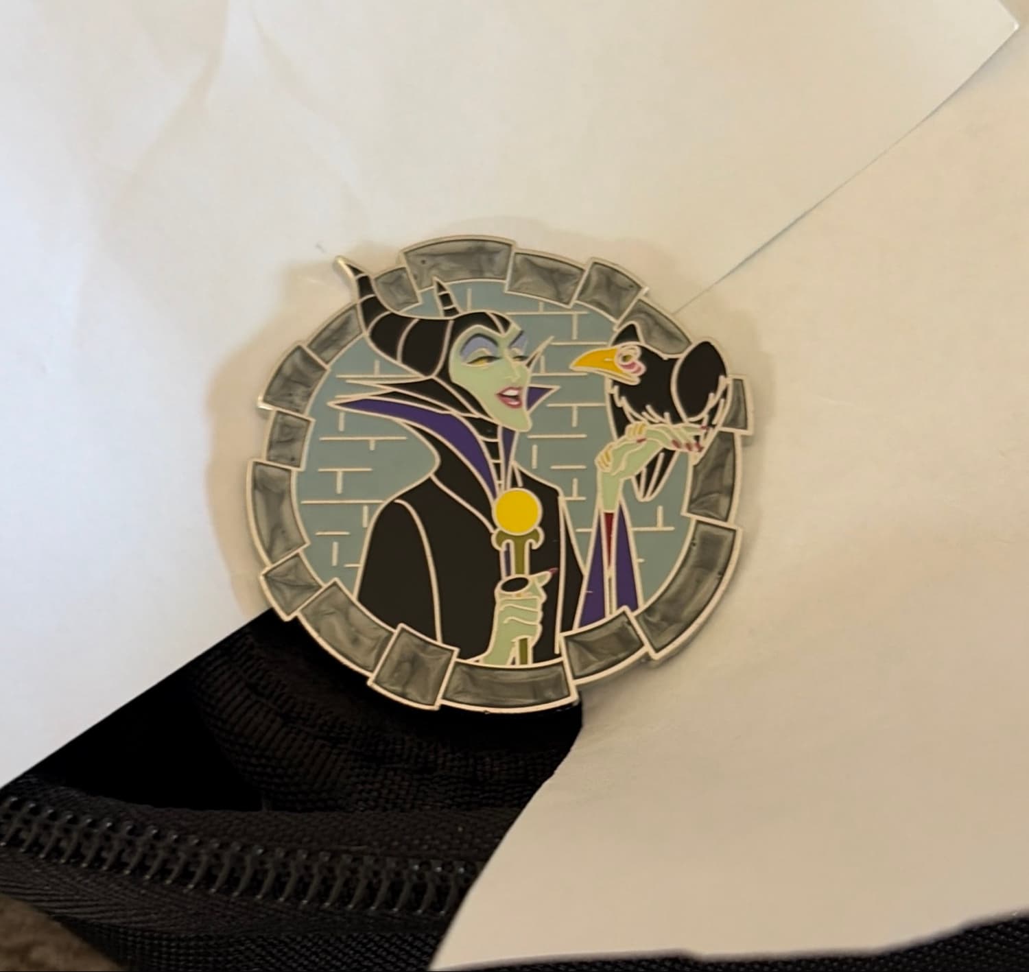 Maleficent and Raven Pin - Sleeping Beauty - Disney Villains front