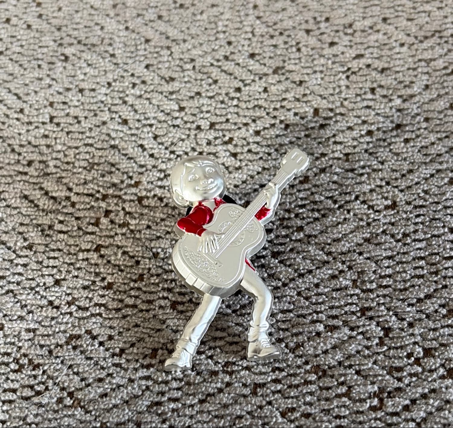 Miguel Playing Guitar - Coco Disney100 Platinum Pin front