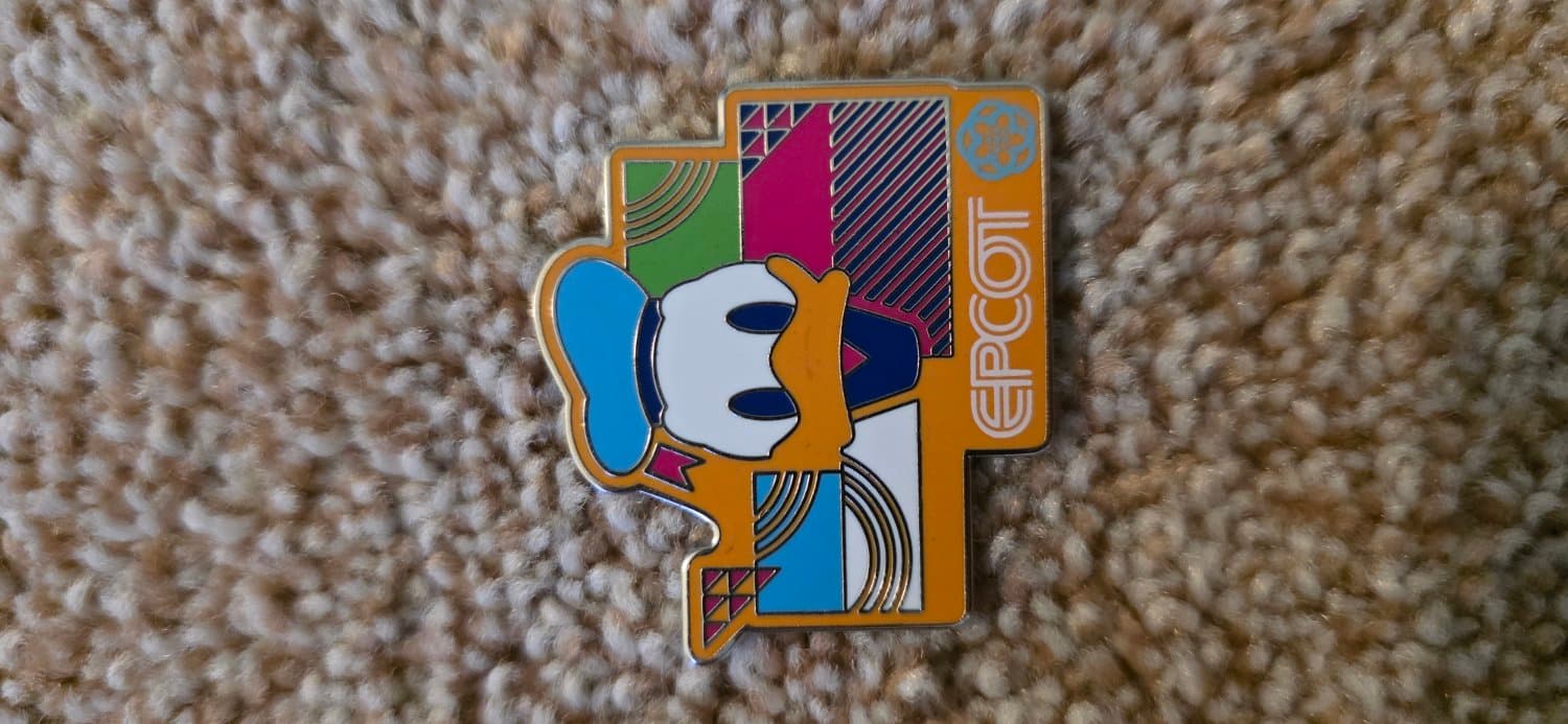 Donald Duck front