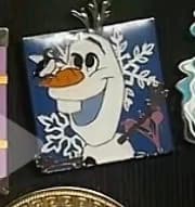 Frozen Fun Mystery Pin - Olaf with Puffin front