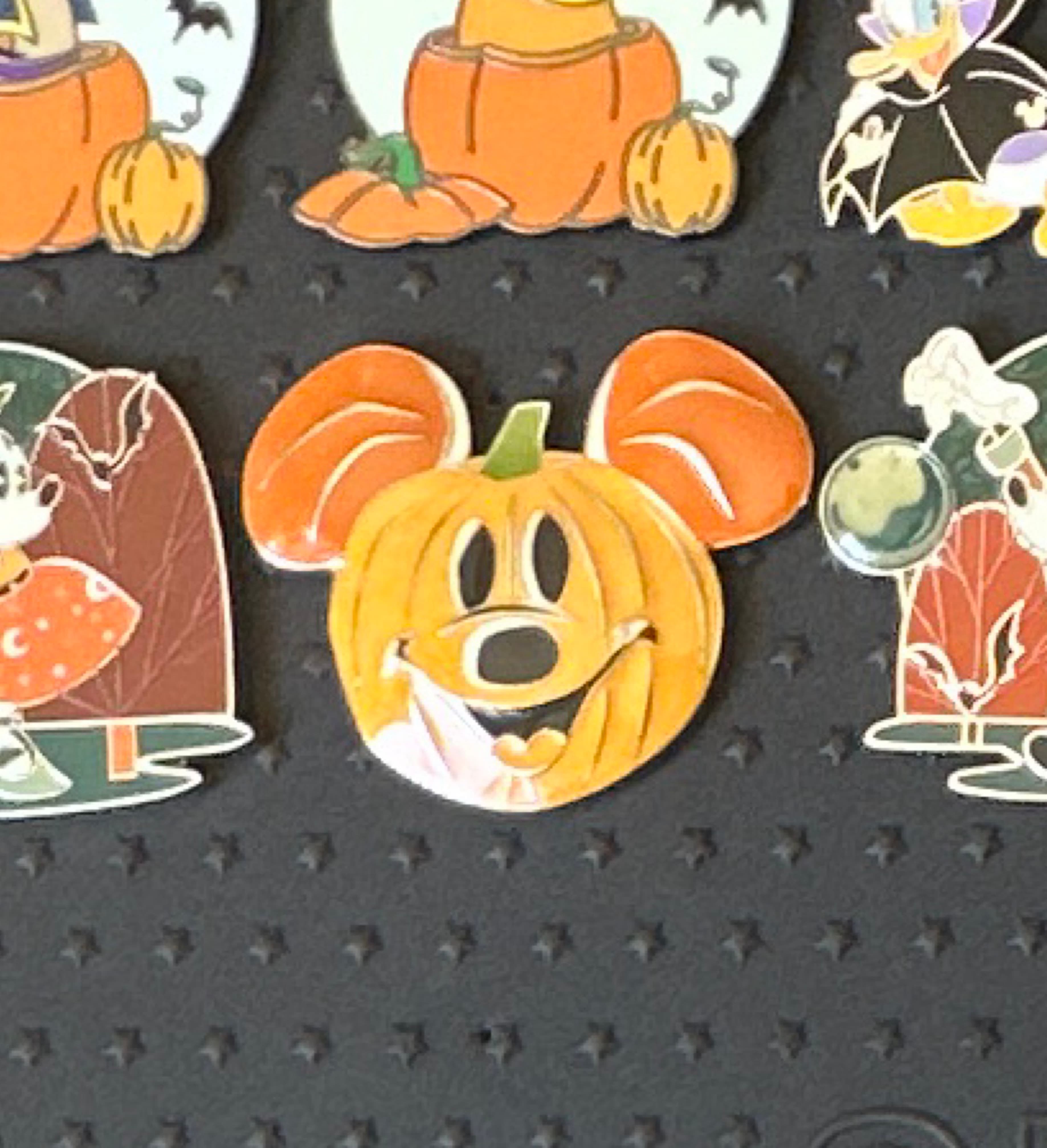 Mickey Mouse Jack-o'-Lantern Halloween Pin front