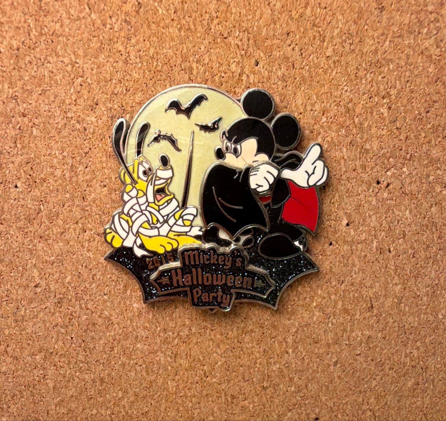 Mickey's Halloween Party 2015 - Vampire Mickey & Mummy Pluto front