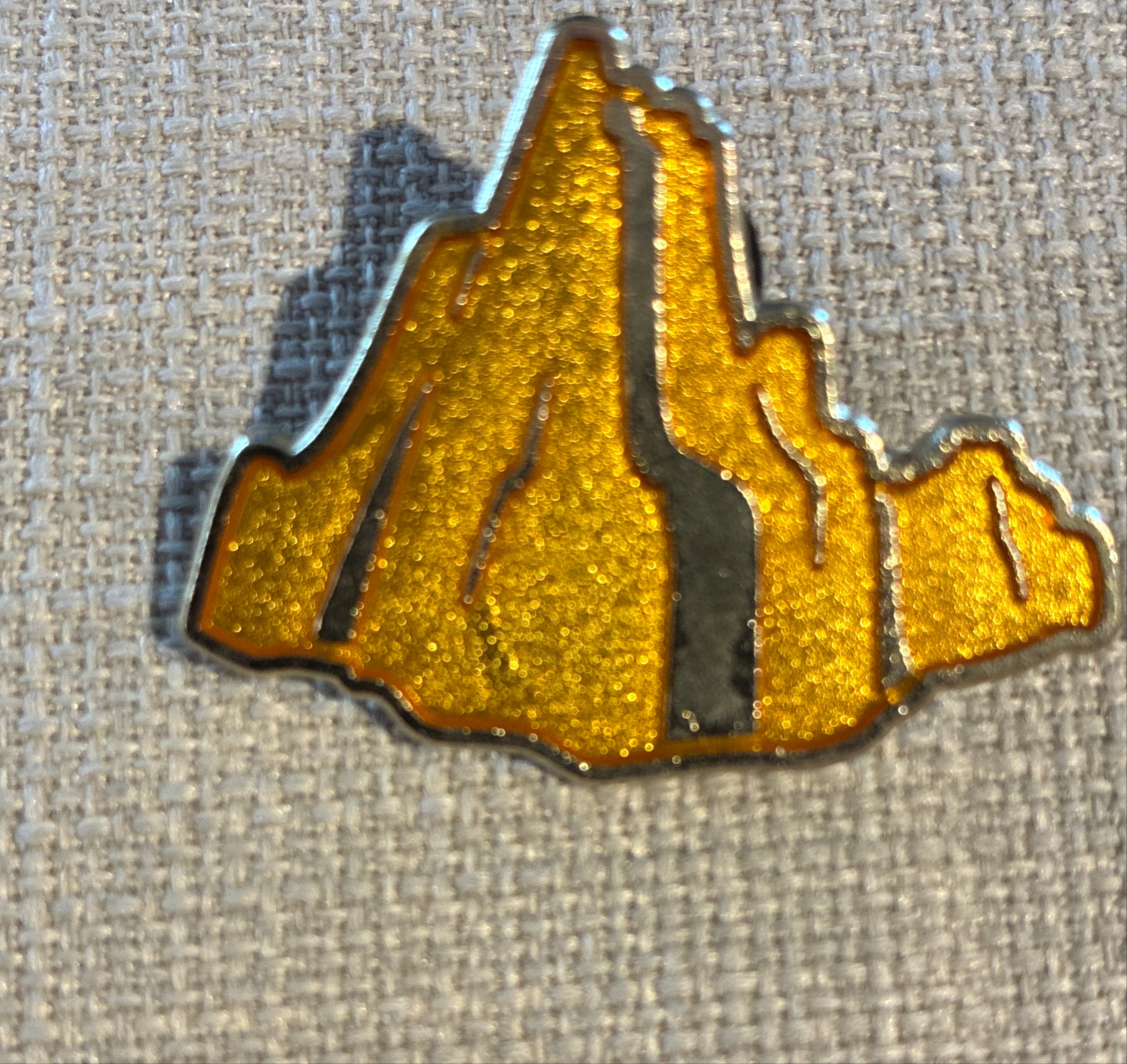 Big Thunder Mountain - 2019 Hidden Mickey Series - Stylized Attractions front