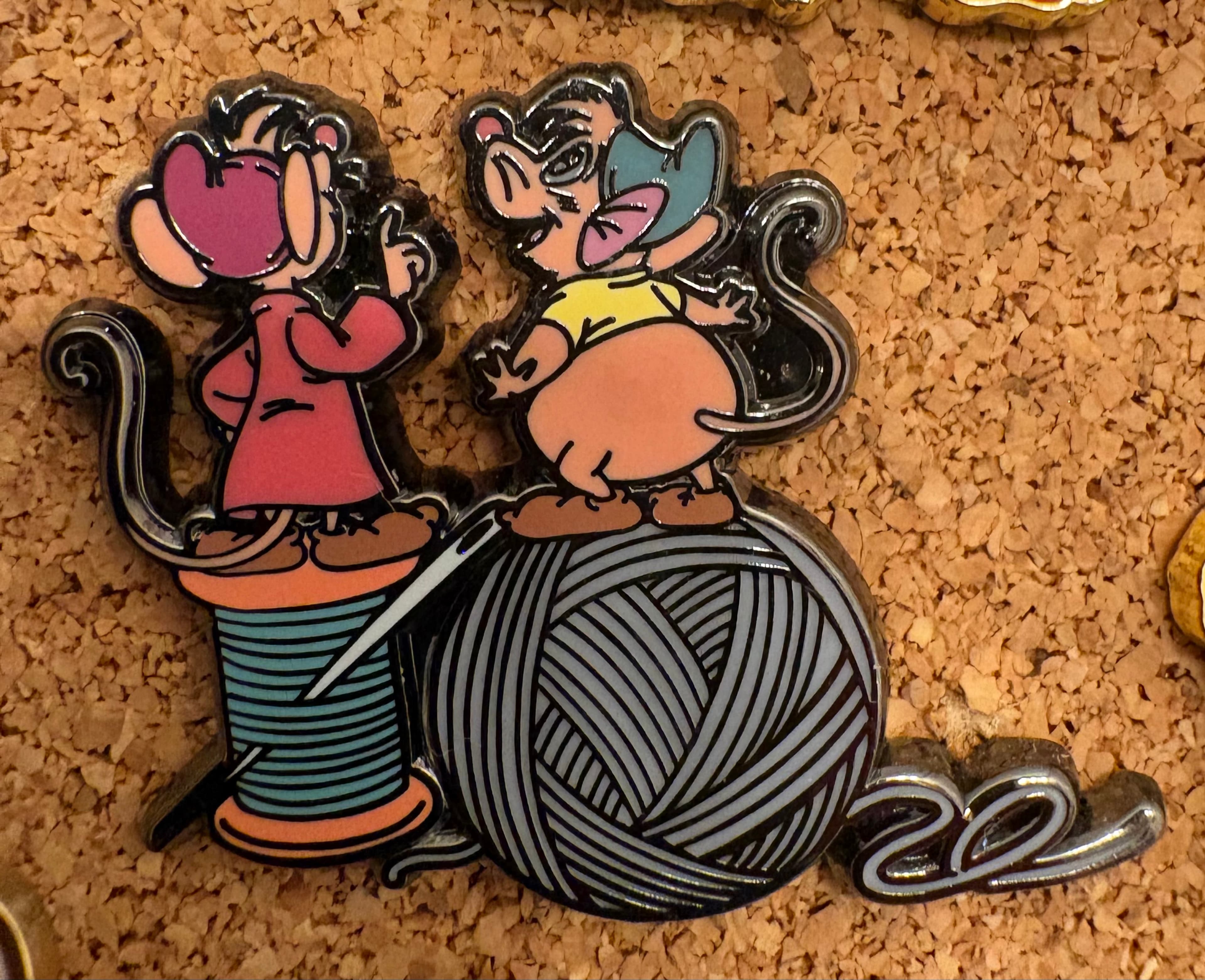 Loungefly Jaq & Gus - Princess Manga Style Cinderella Pin front