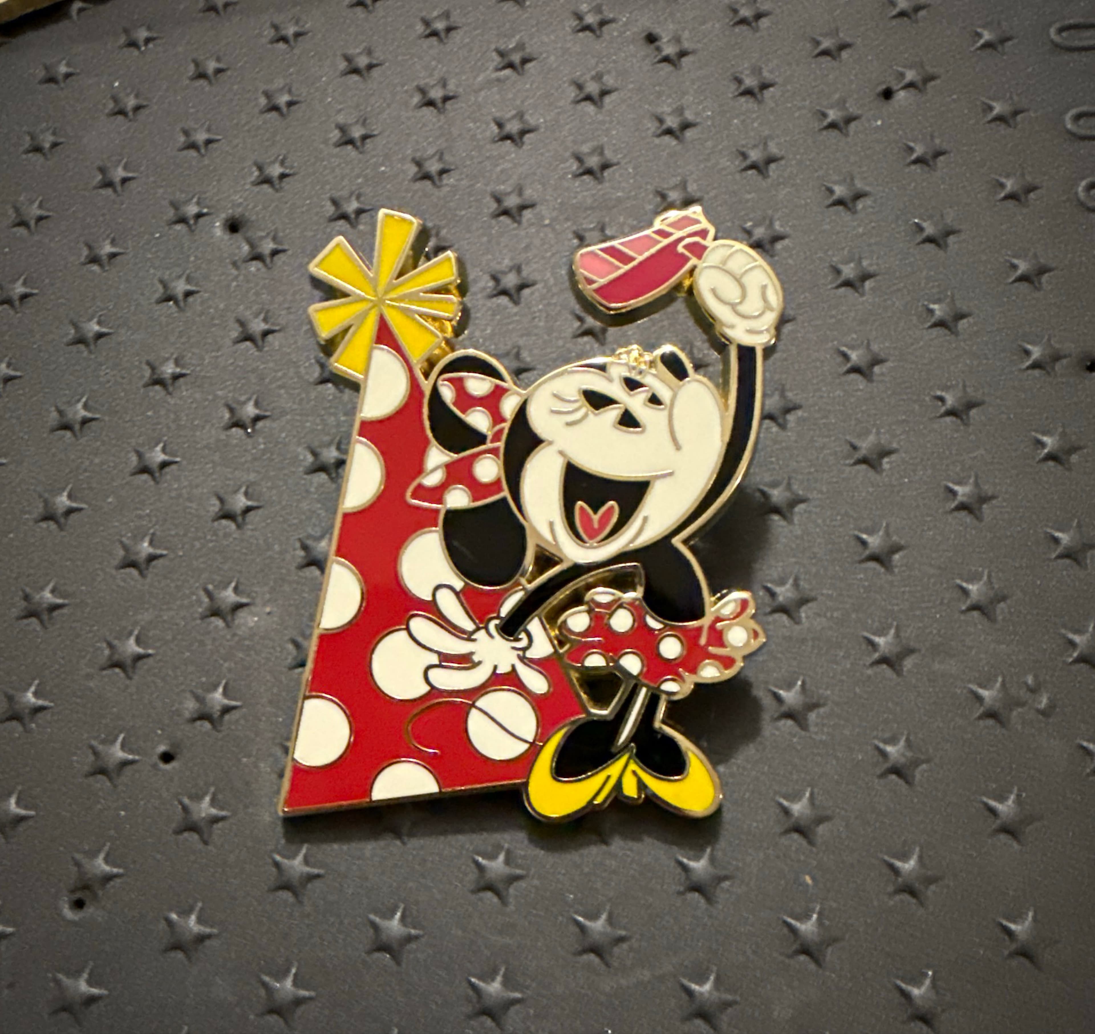 Minnie Mouse with Party Hat ONLY front