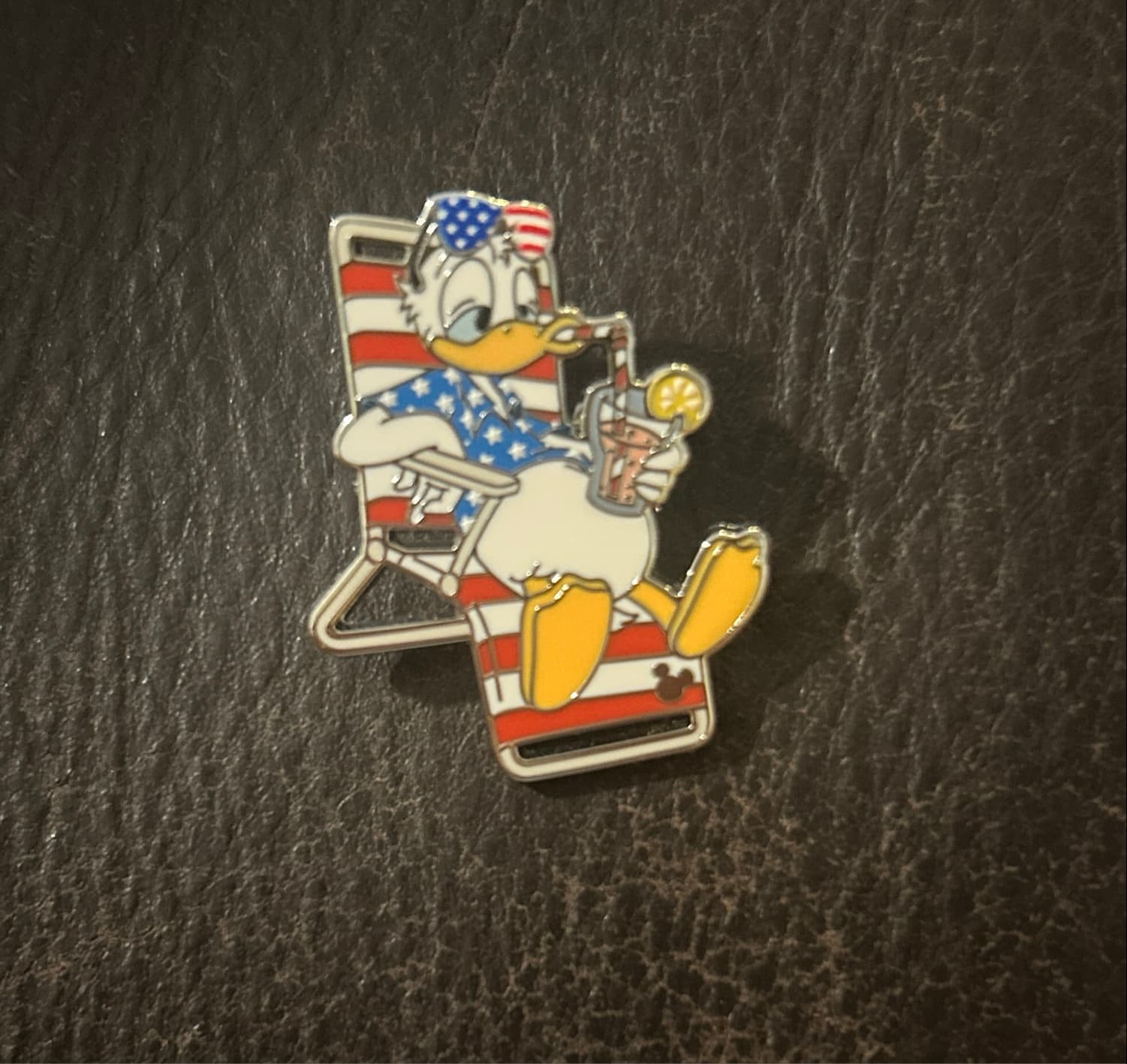 Hidden Disney Pin 2025 WDW Donald Duck Holidays Fourth of July front