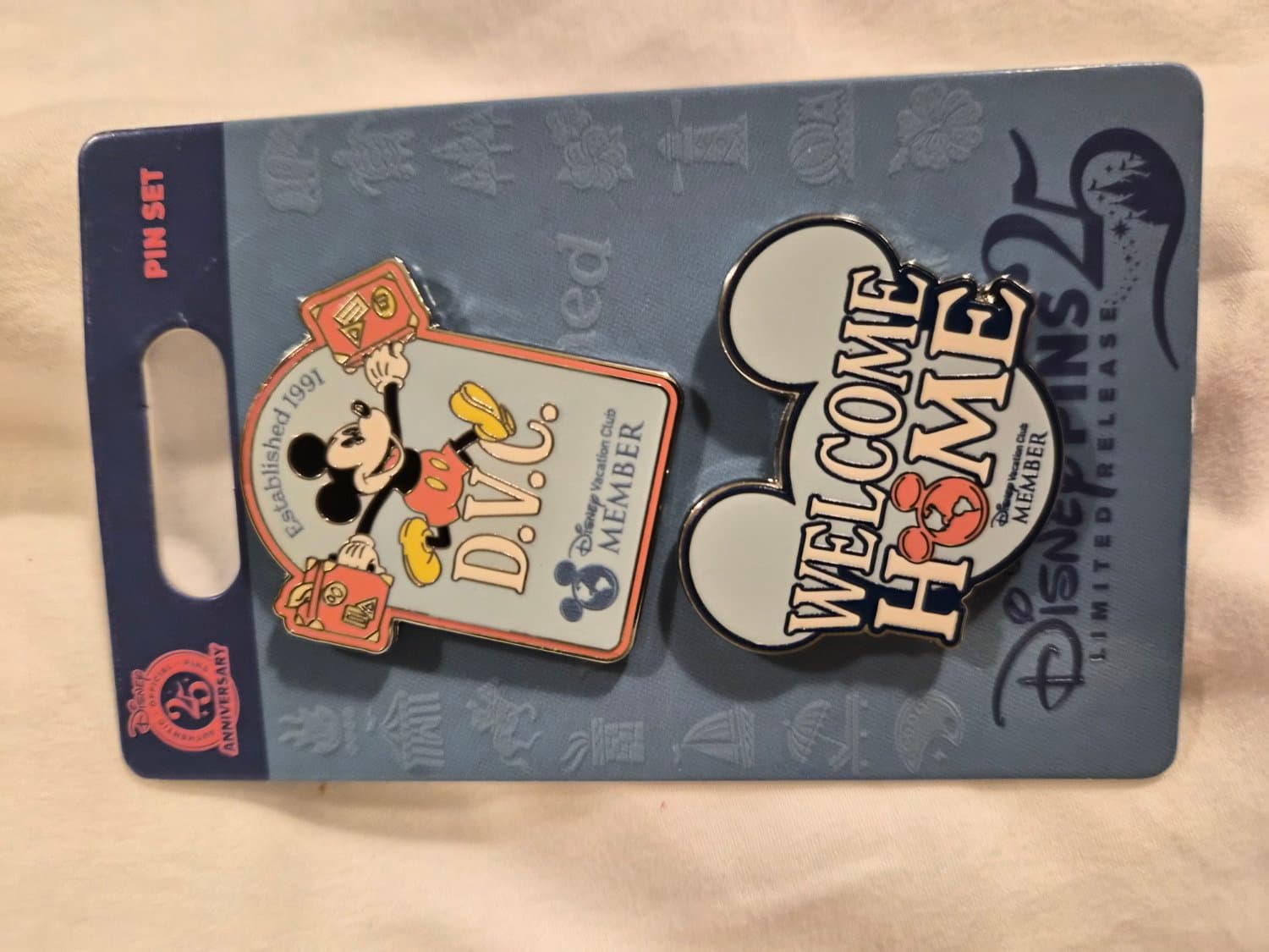 Disney Vacation Club 25th Anniversary Welcome Home Pin Set front