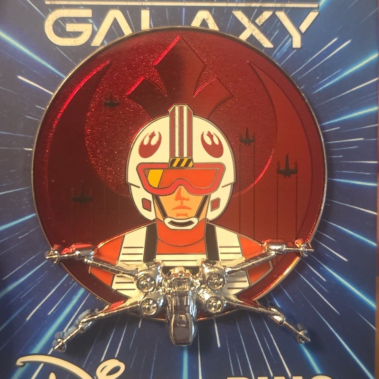 Luke Skywalker Icons of the Galaxy Pin front