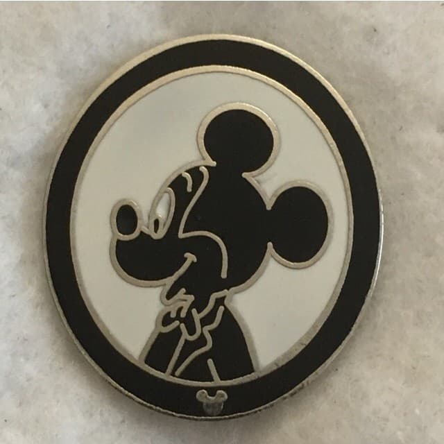 Hidden Mickey 2007 DLR - Silhouettes - Mickey Mouse front