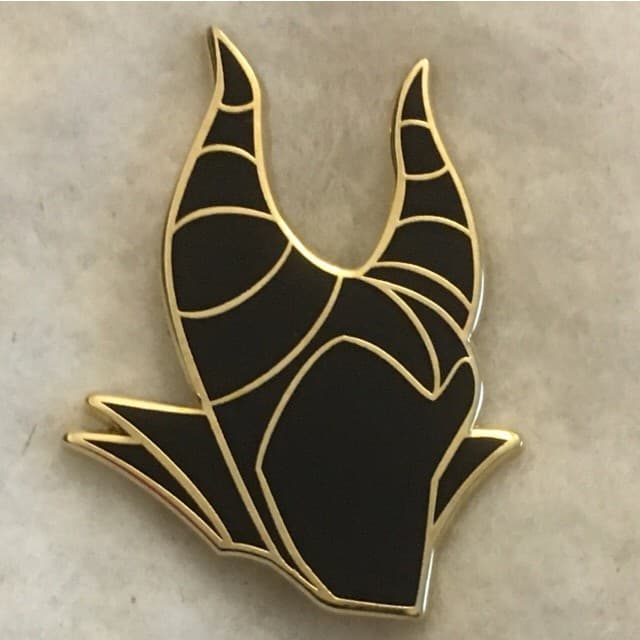 Character Hats Mystery Set - Maleficent front