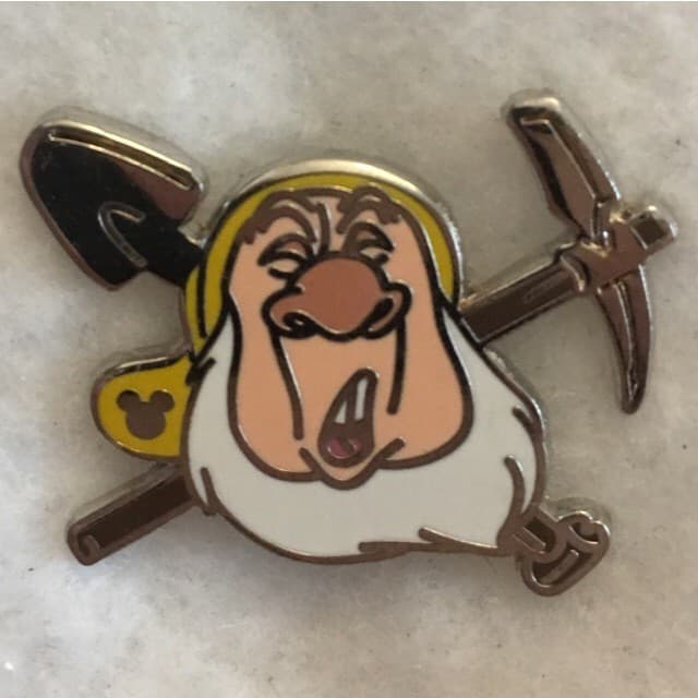 Hidden Mickey 2014 WDW - The Seven Dwarfs - Sneezy front