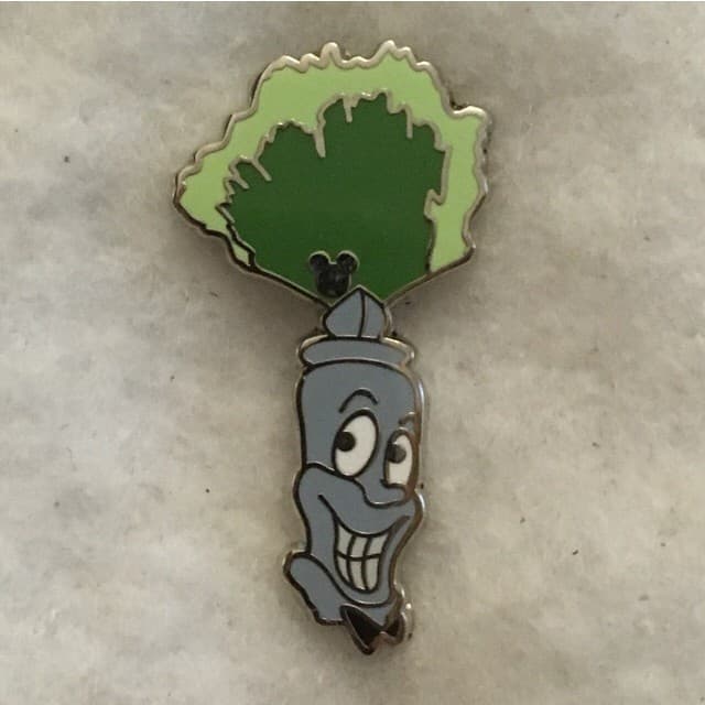 Hidden Mickey 2011 DLR - Fountains - Dual Water Whip front