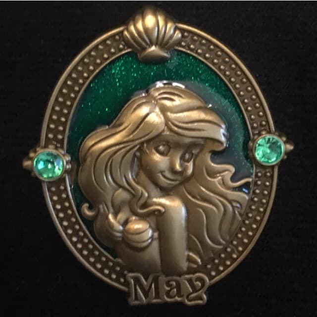 Birthstone Cameo Brooch - May - Ariel front