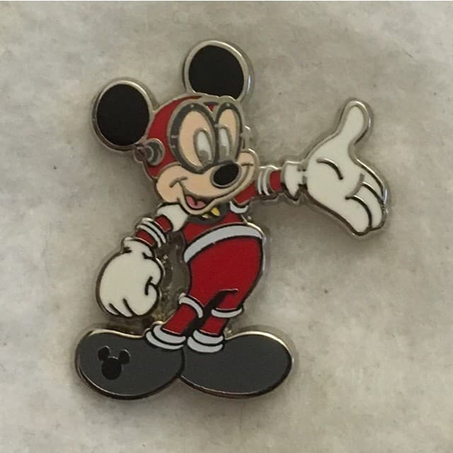 Hidden Mickey 2015 WDW - Spacesuits - Mickey Mouse front