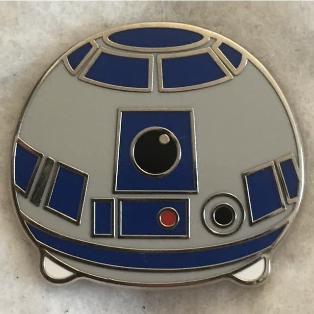 Tsum Tsum Star Wars Mystery Set 1 - R2-D2 front