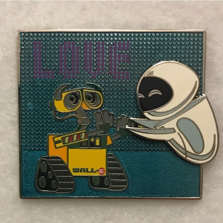 Wall-E & Eve Love front