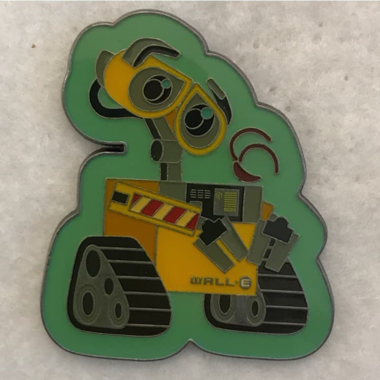 Wall-E Pin Set - Wall-E front