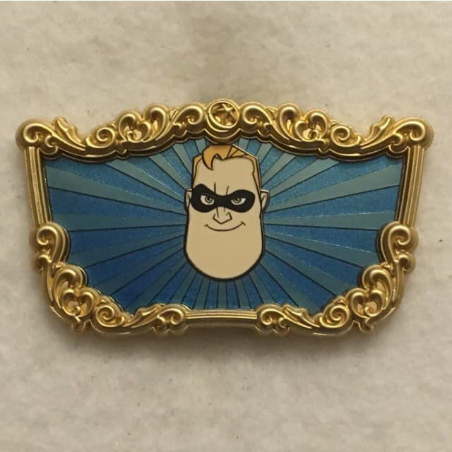 Pixar Pier Mystery Set - Mr. Incredible front