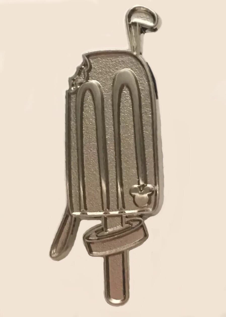 Hidden Mickey 2018 - Ice Cream - Pluto Chaser front