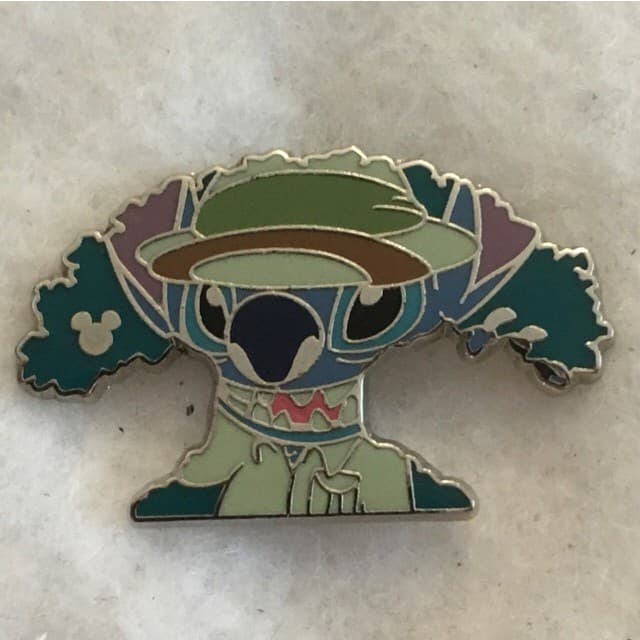 Hidden Mickey 2013 WDW - Park Icons - Tree of Life front