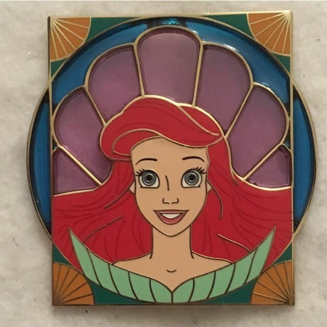 Disney Royalty Reveal / Conceal - Ariel front