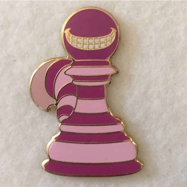 Alice in Wonderland Chess Series - Cheshire Cat front