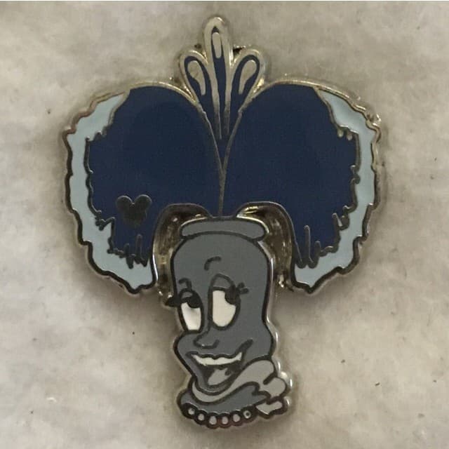 Hidden Mickey 2011 DLR - Fountains - Flower Spout front