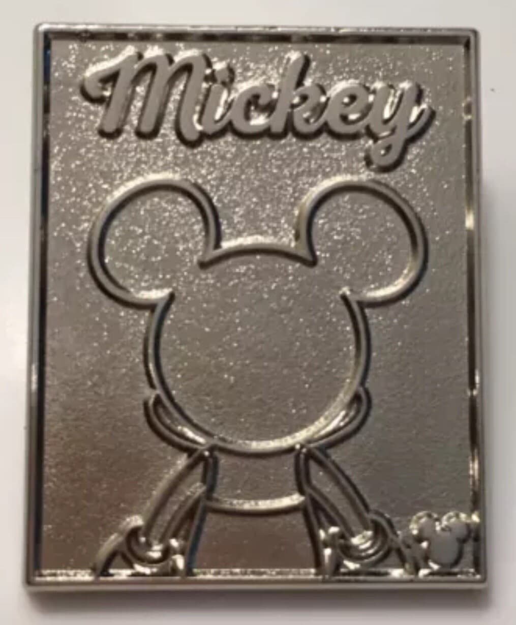 Hidden Mickey 2018 DLR - Character Backs - Mickey Mouse Chaser front