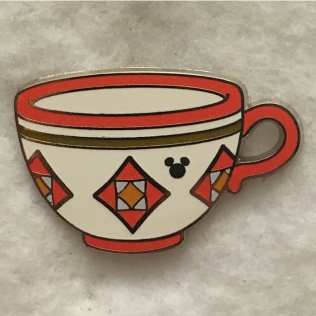Hidden Mickey 2015 DLR - Teacups - Orange front