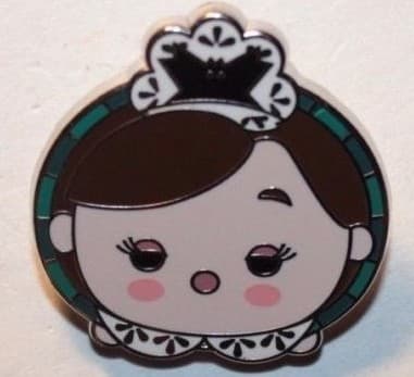 Tsum Tsum Haunted Mansion Booster Set – Maid front