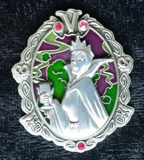 Wonderfully Wicked - Pin of the Month Collection - Evil Queen front