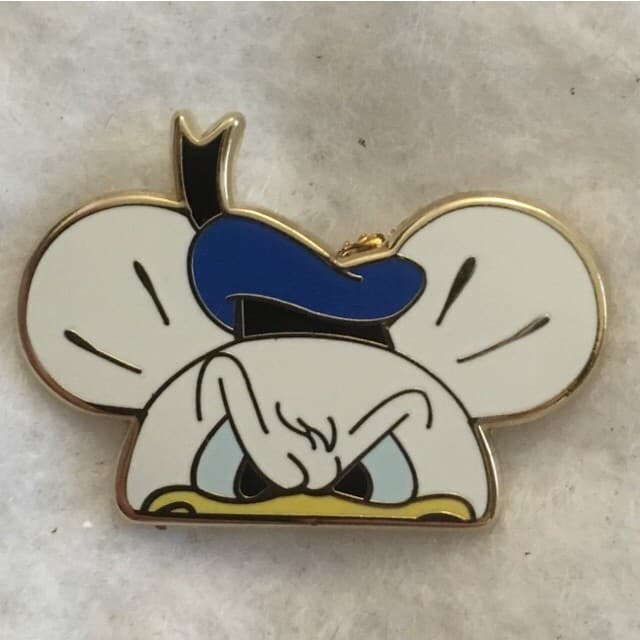 Character Ear Hat Mystery Set 1 - Donald Duck front
