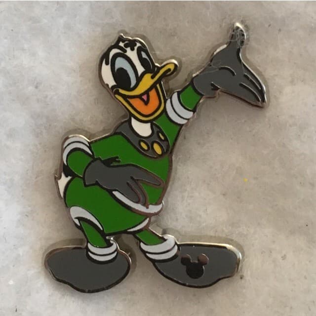 Hidden Mickey 2015 WDW - Spacesuits - Donald Duck front