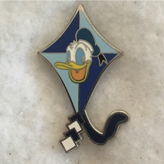 Lanyard Series 3 - Kites - Donald Duck front