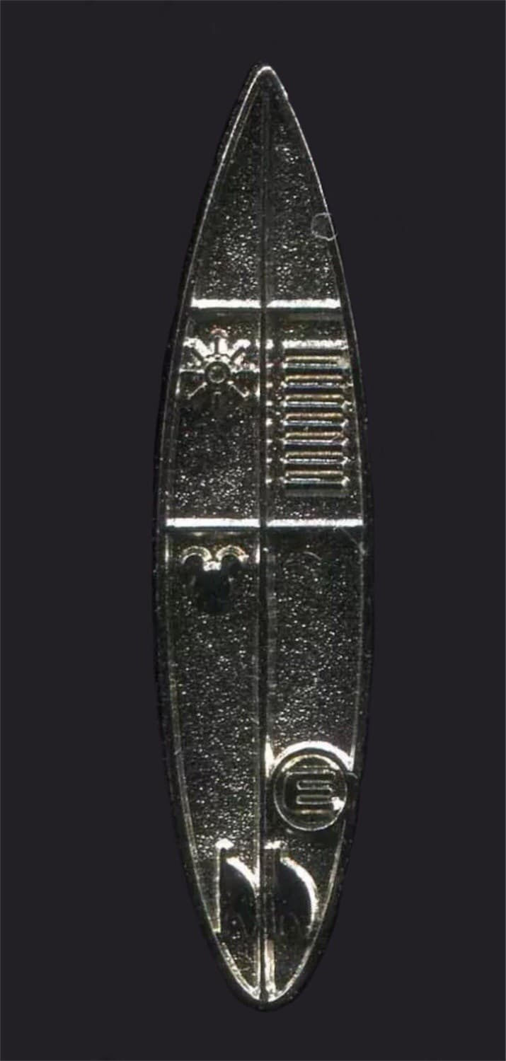 Hidden Mickey 2018 DLR - Surfboards - Wall-E Chaser front