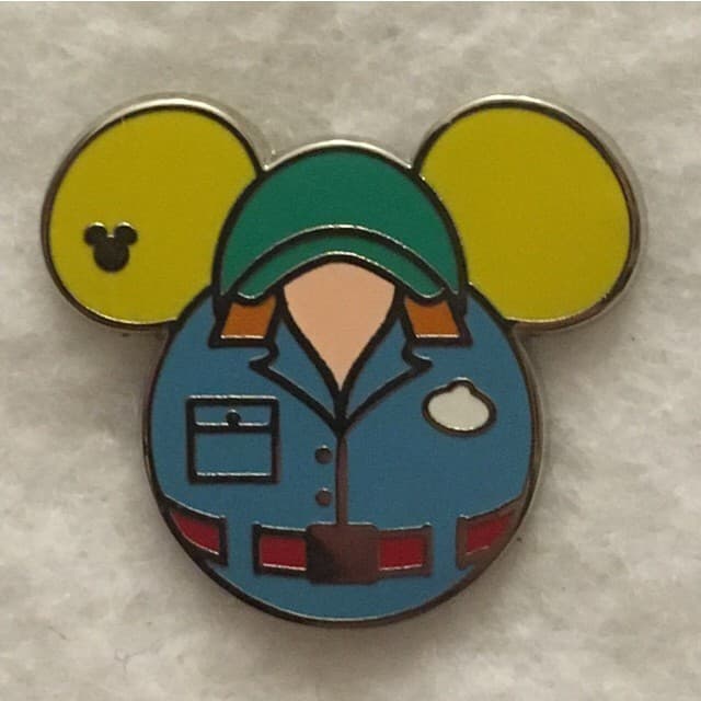 Hidden Mickey 2015 WDW - Costumes - Muppet Vision 3D front