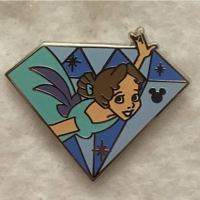Hidden Mickey 2015 DLR - Diamond Characters - Wendy front