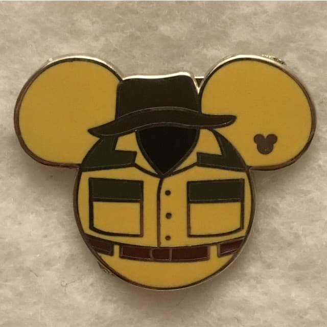 Hidden Mickey 2012 WDW - Costumes - Jungle Cruise front