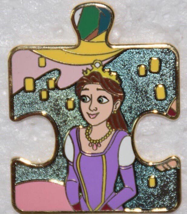 Character Connection Tangled Puzzle - Queen Arianna front