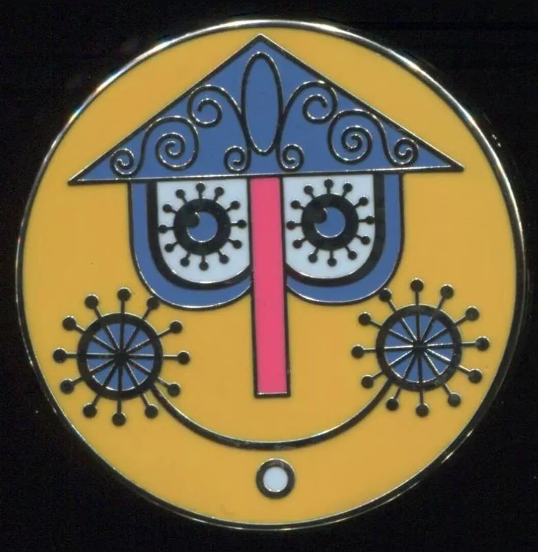 It's A Small World Mystery Collection (2016) - Clock front