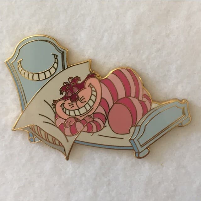 Cheshire Cat in Bed front