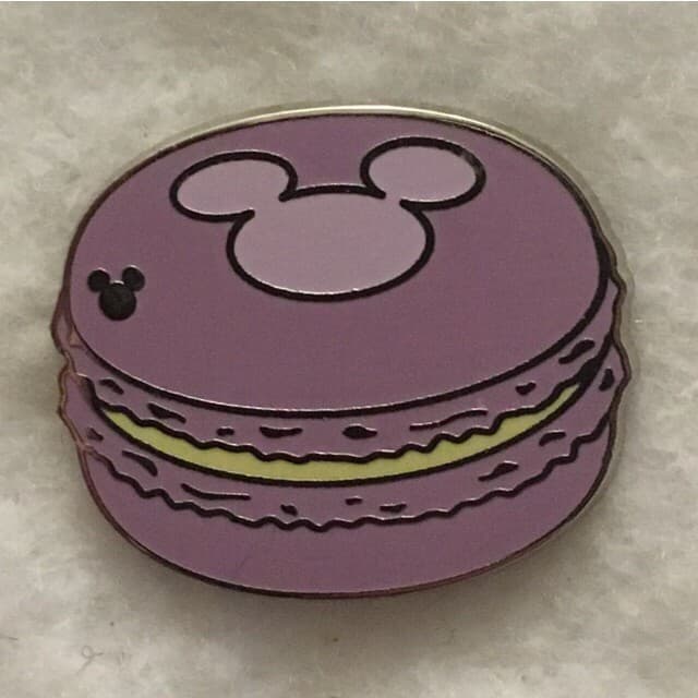 Hidden Mickey 2015 WDW - Macaron - Purple front