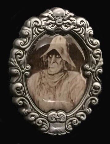Haunted Mansion Cameo Mystery Collection - The Mariner front