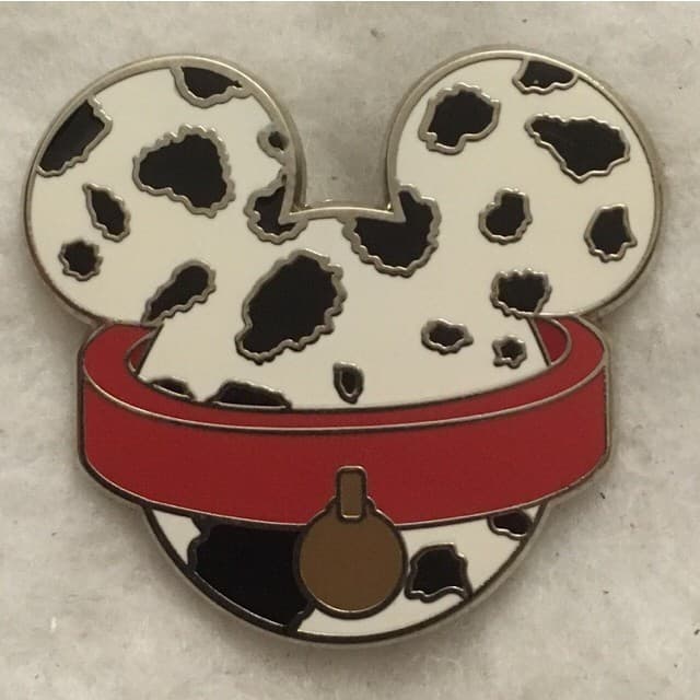 Mickey Mouse Icon Mystery Set - Dalmatian front